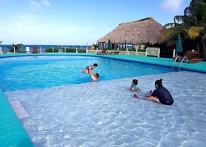 Royal Hotel San Pedro (Ambergris Caye)